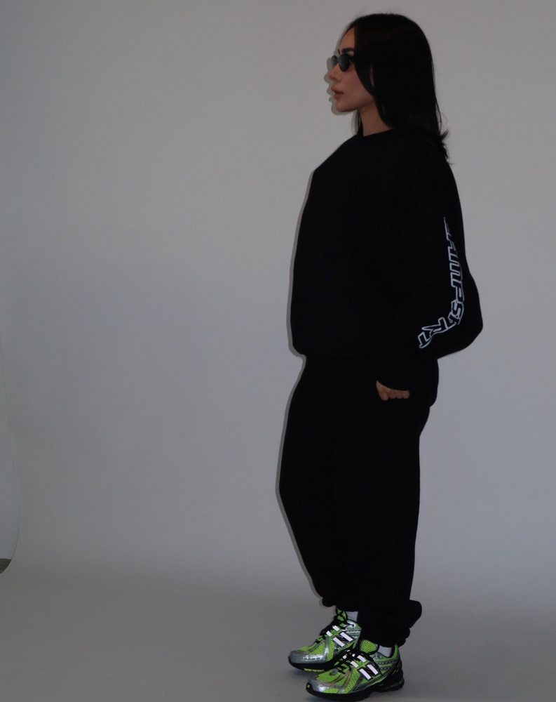 
                  
                    CAMPSPORT CREWNECK
                  
                